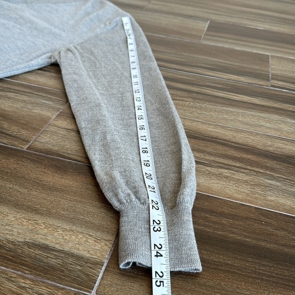 Giorgiolini 100% Extrafine Merino Wool Gray V-Neck Sweater, XXL - Picture 5 of 10